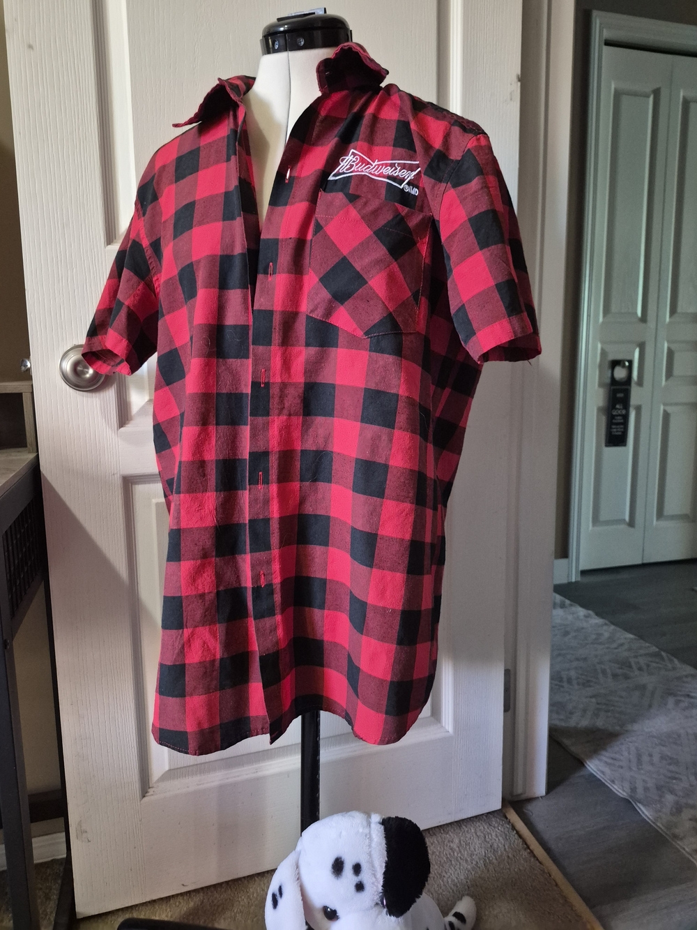 Budweiser Red & Black Buffalo Plaid Short Sleeve Shirt - M, L